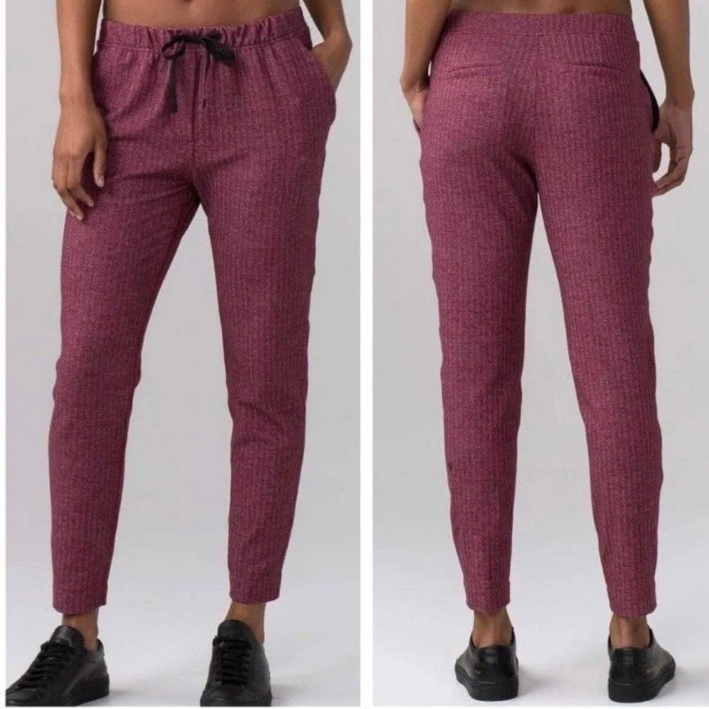 Lululemon Jet Crop Slim Pants Women 8 Berry Red Drawstring Travel Lounge Pullon